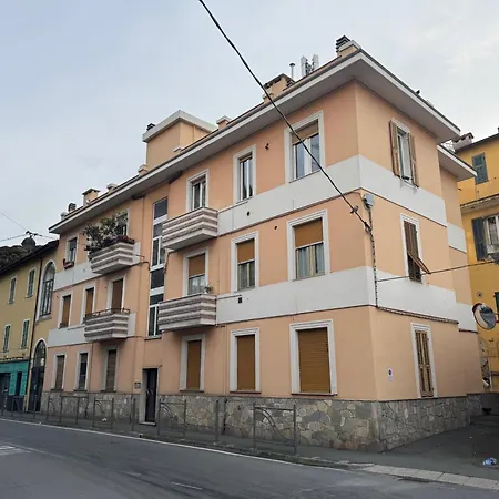 Apartment Legnano Rosso *